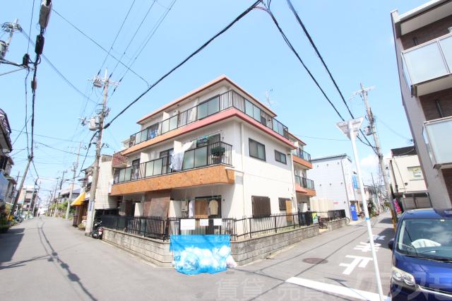 13/17 エントランス