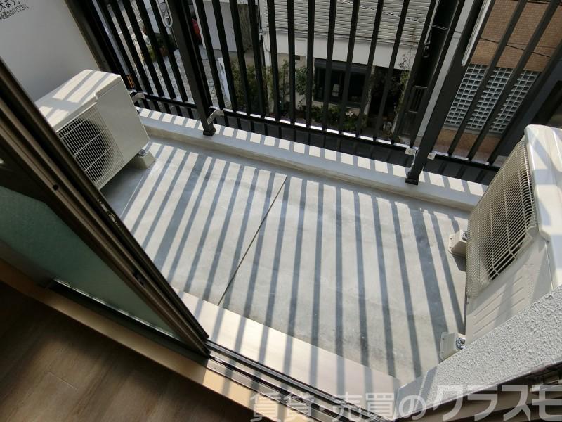 25/30 バルコニー