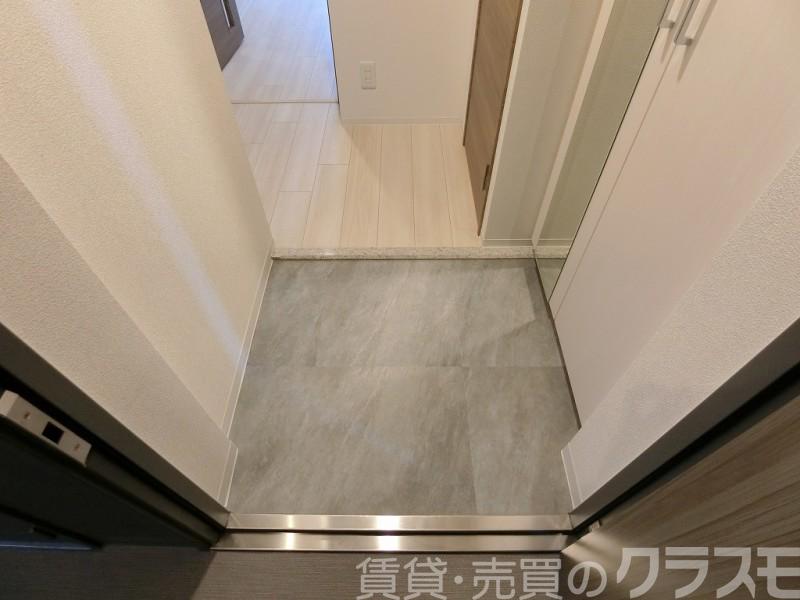 18/30 玄関
