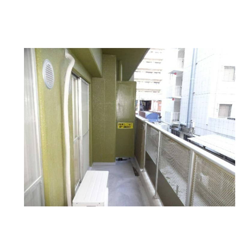 23/30 バルコニー