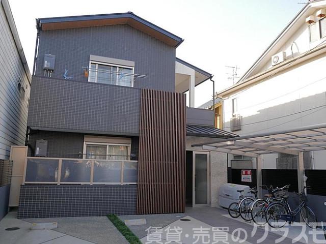 2/2 エントランス