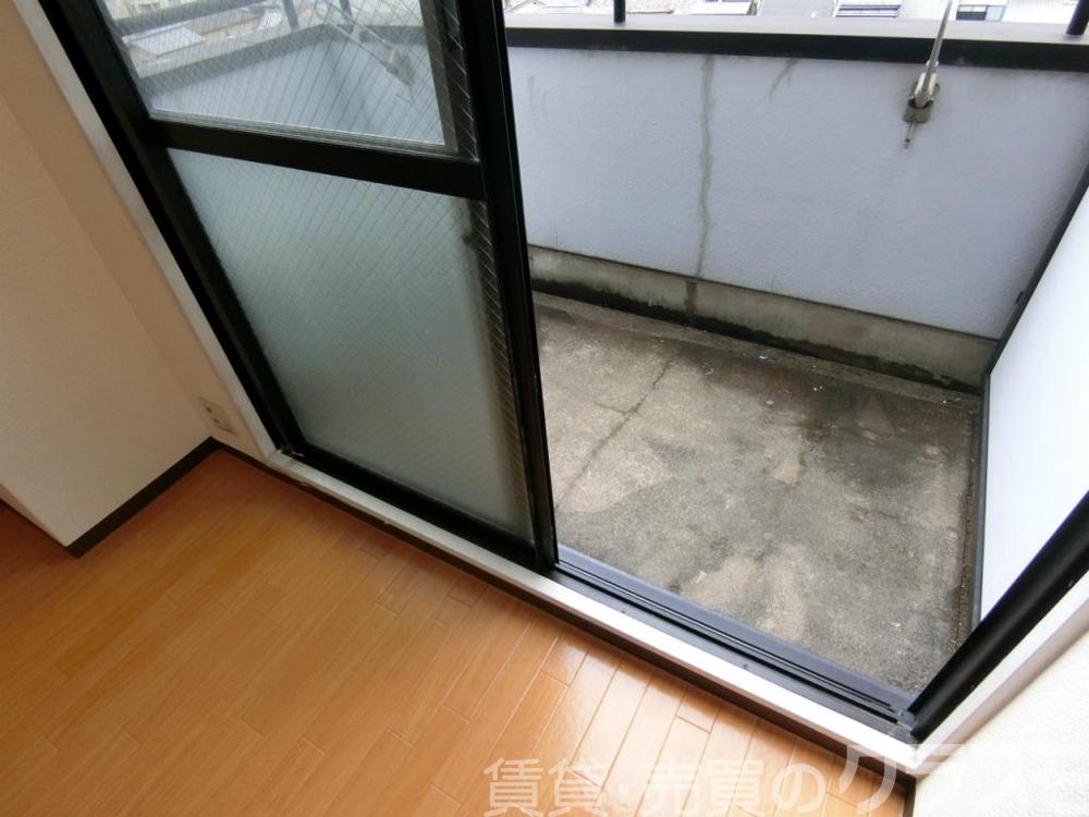 25/30 バルコニー