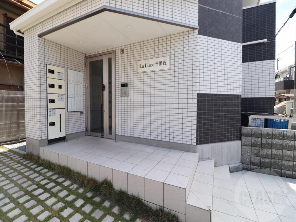 22/30 エントランス