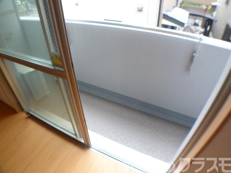 25/30 バルコニー