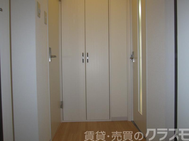 17/30 玄関