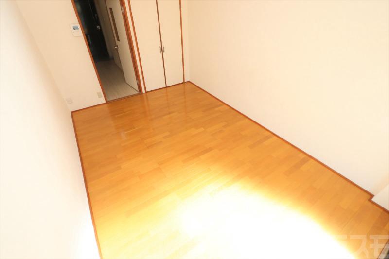 14/18 エントランス