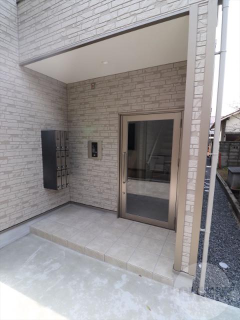 22/30 エントランス