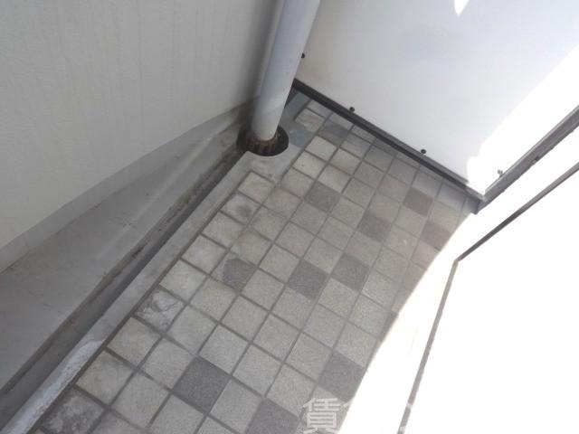 19/28 バルコニー