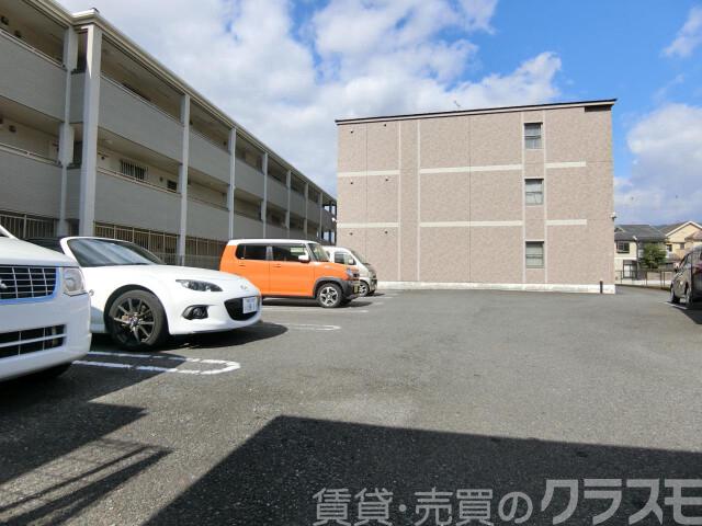 30/30 駐車場