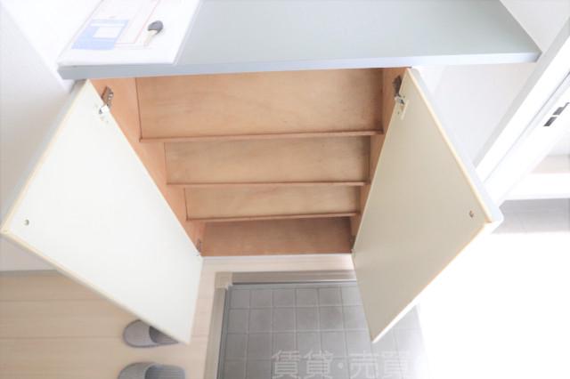 17/20 エントランス