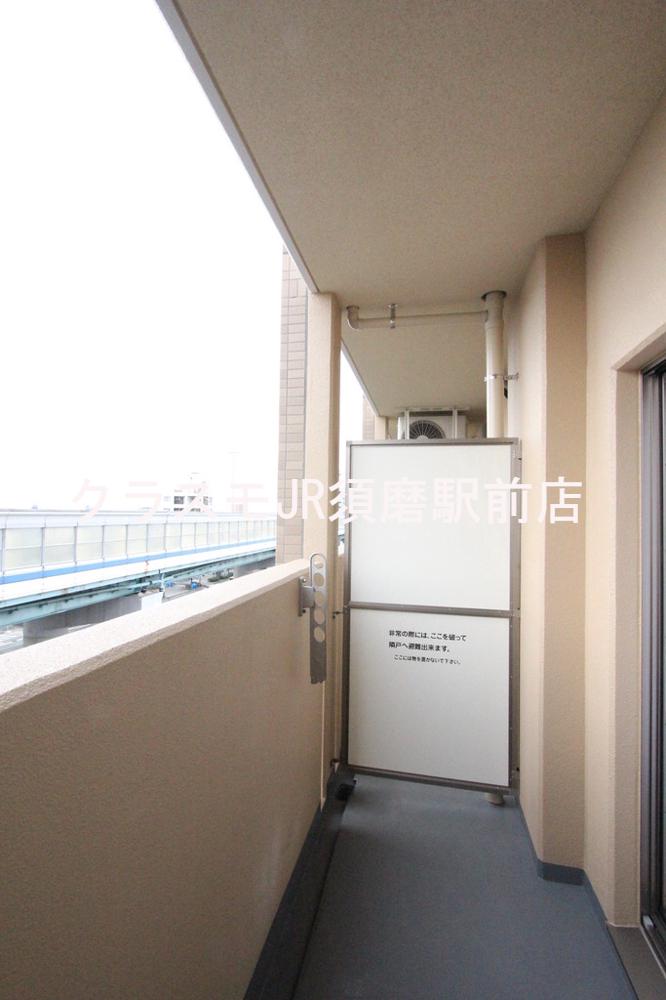 13/30 バルコニー