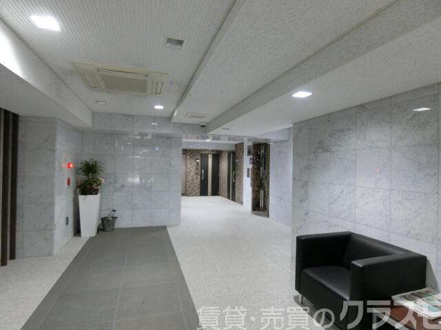 2/4 エントランス