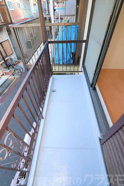 18/27 バルコニー