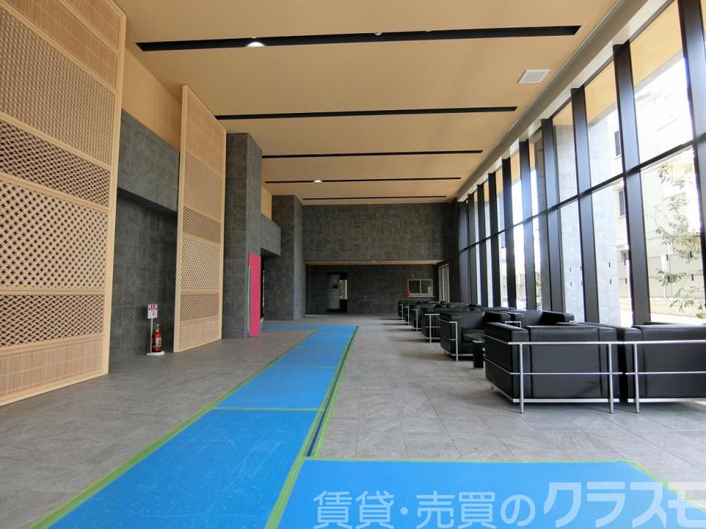 2/4 エントランス