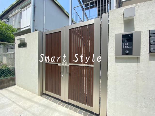 26/30 エントランス