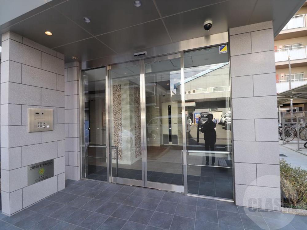 22/30 エントランス