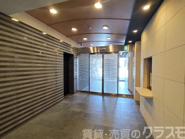 2/5 エントランス