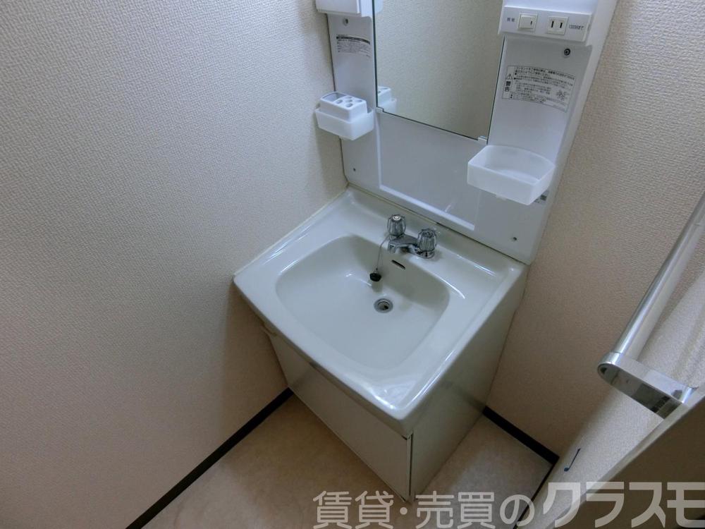 22/30 洗面