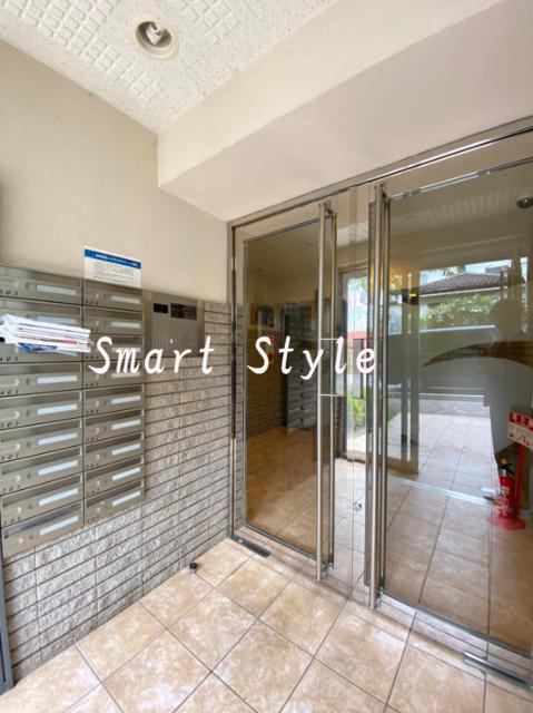 17/25 エントランス