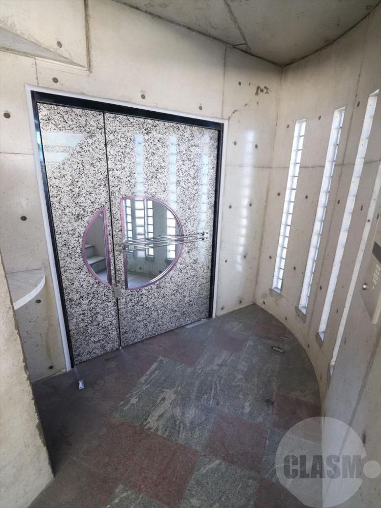 22/29 エントランス