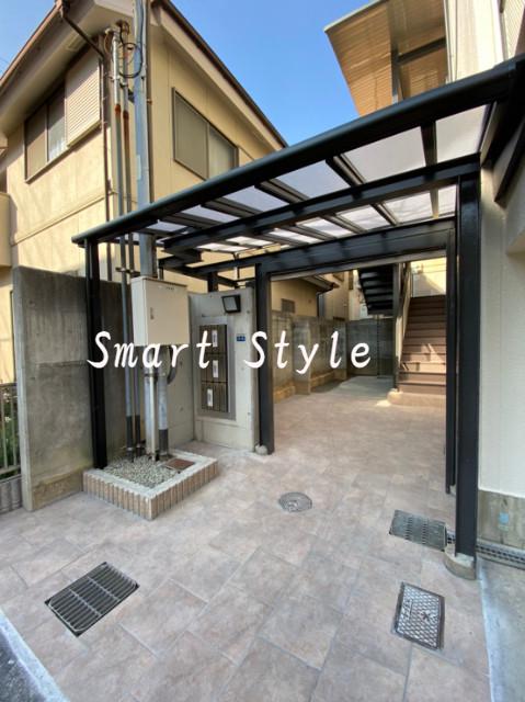 19/30 エントランス