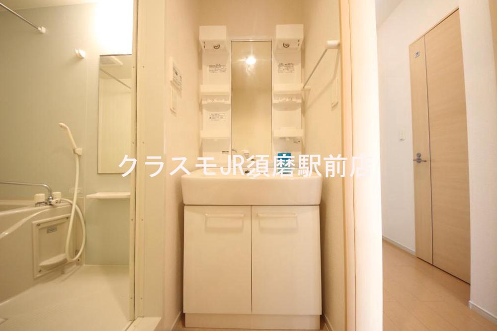 13/30 洗面