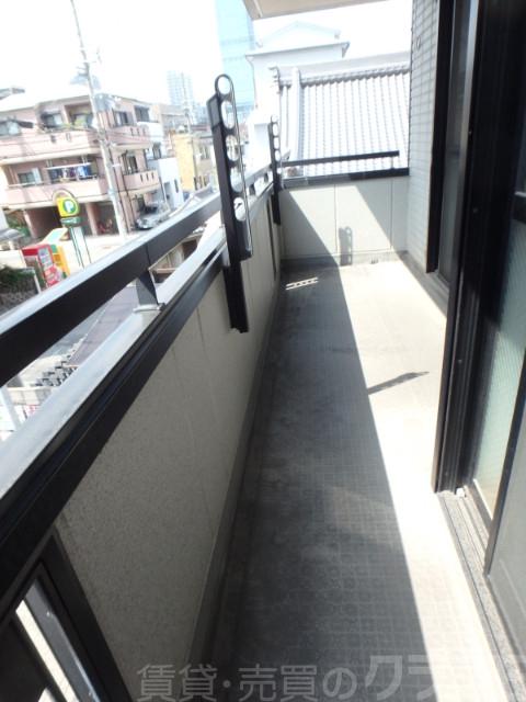 18/24 バルコニー