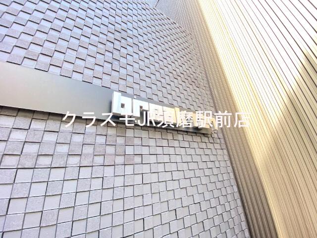 2/10 外観