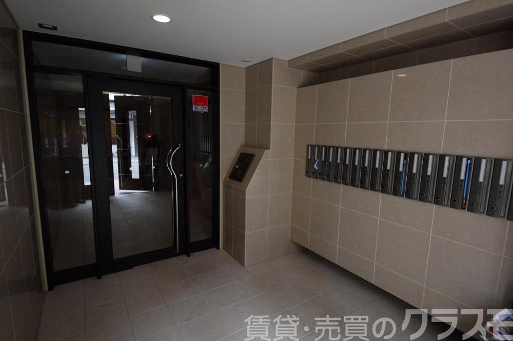 29/30 エントランス