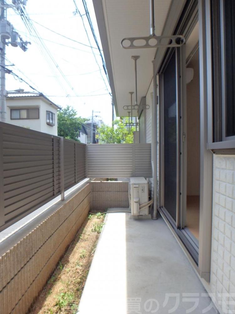 23/30 バルコニー