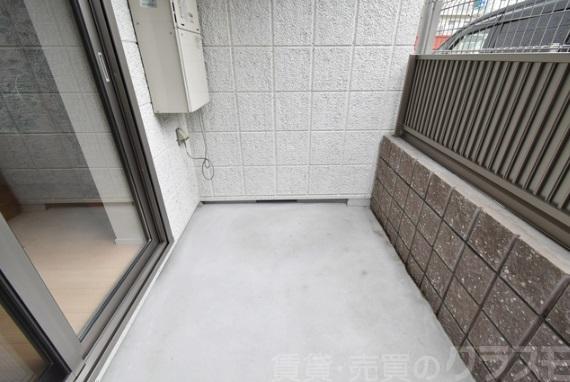 14/28 バルコニー