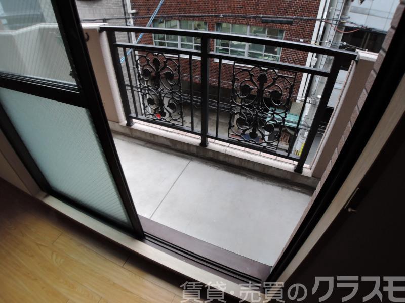 26/30 バルコニー