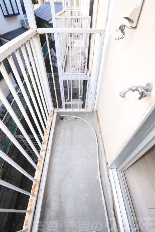 13/19 バルコニー