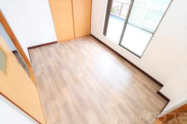 16/19 エントランス