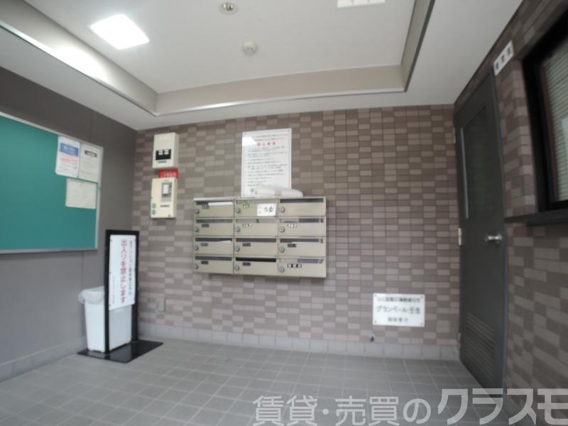 29/30 エントランス