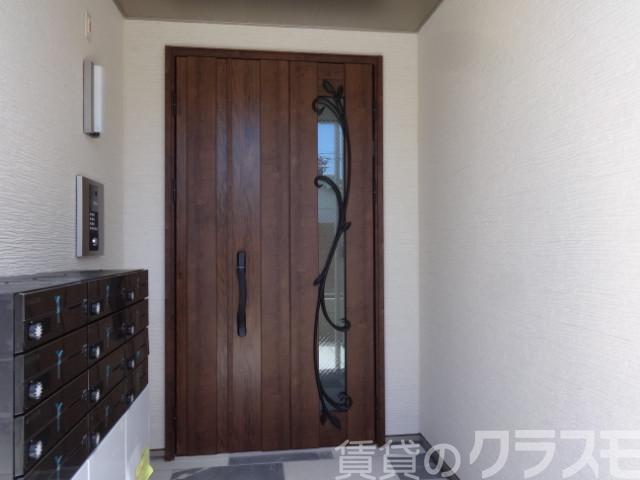 21/26 エントランス