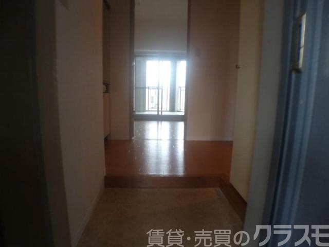 16/30 玄関