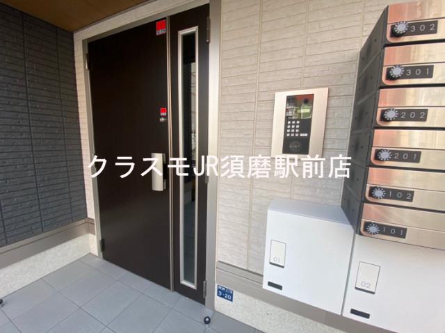 17/26 エントランス