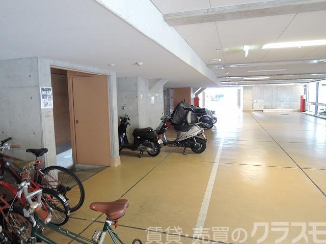 3/4 駐車場