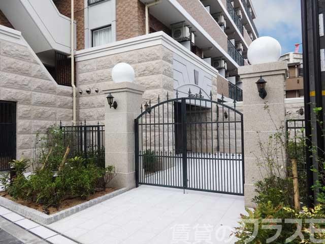 2/3 エントランス