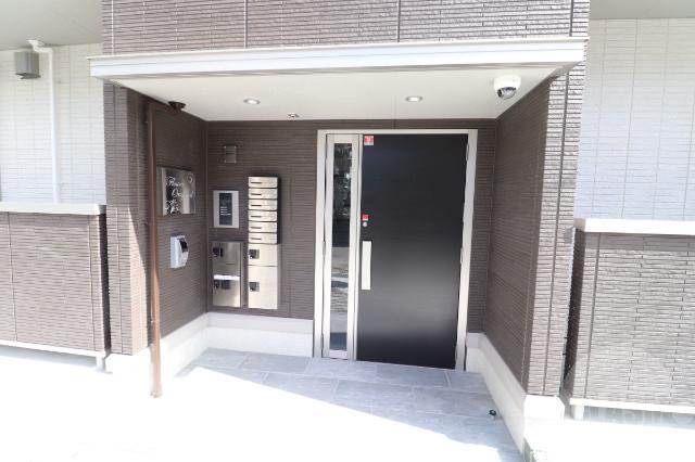 22/30 エントランス