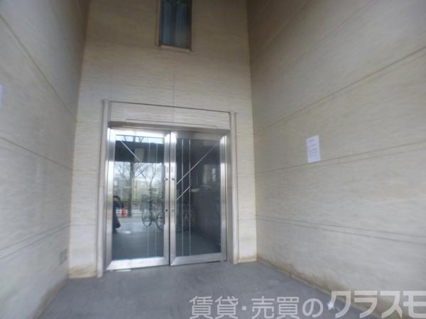 29/30 エントランス