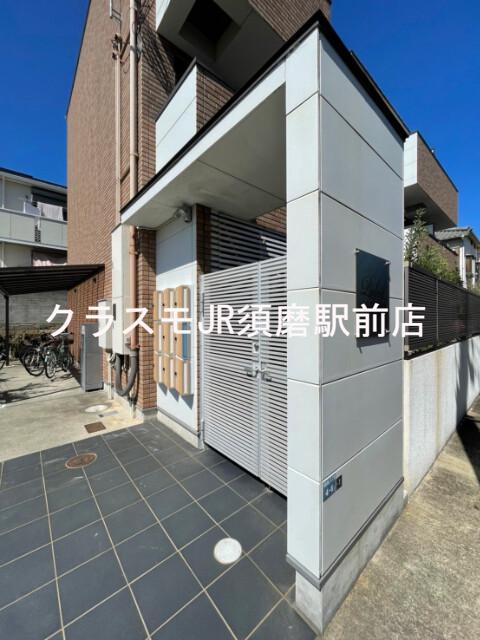 20/29 エントランス