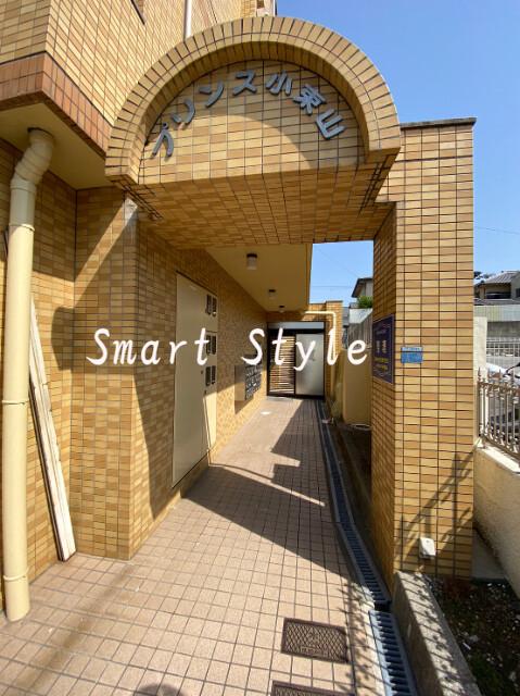 17/28 エントランス