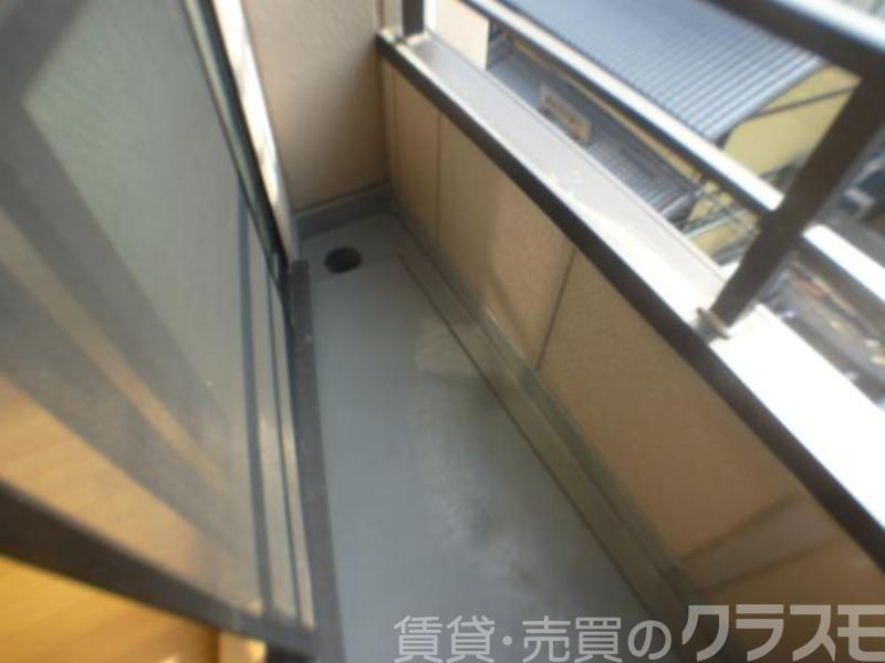 25/30 バルコニー