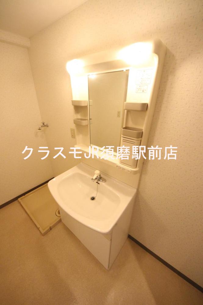 13/30 洗面