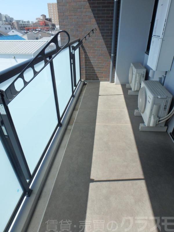 19/30 バルコニー