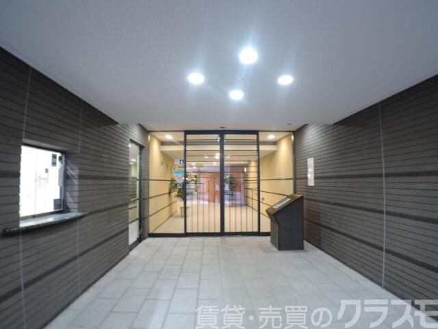 2/4 エントランス