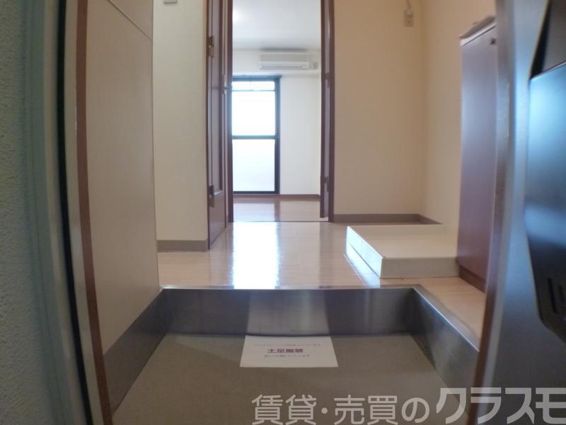 14/30 玄関