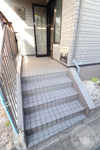 22/30 エントランス